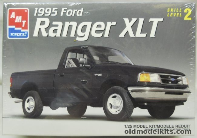 AMT 1/25 1995 Ford Ranger XLT, 8945 plastic model kit